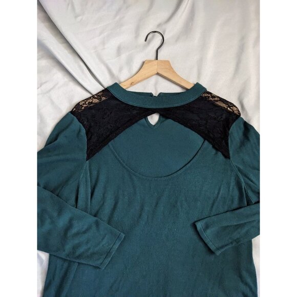 Torrid Sweater Emerald Green Lace Keyhole Pullover Rayon Blend Womens Size 3X - Picture 2 of 9
